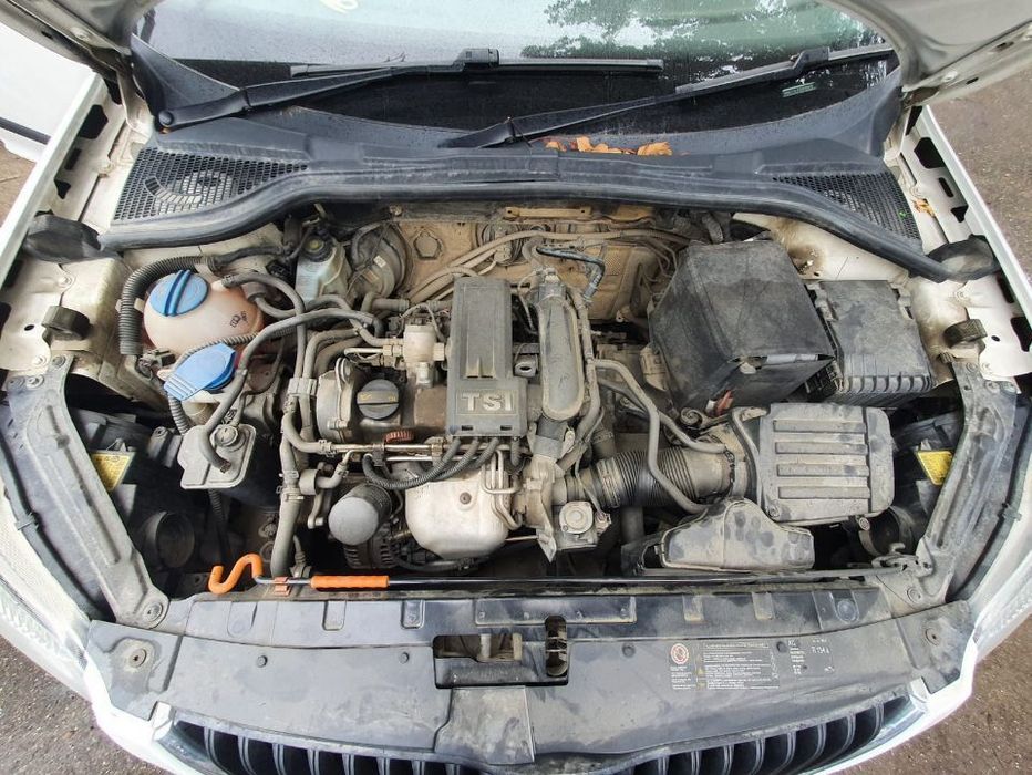 Dezmembrez Skoda Yeti motor 1.2tsi CBZ cutie de viteze automata DSG panormic plafon bara dezmembrari