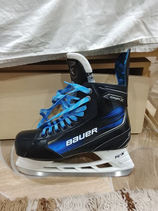 Хоккейные коньки bauer x