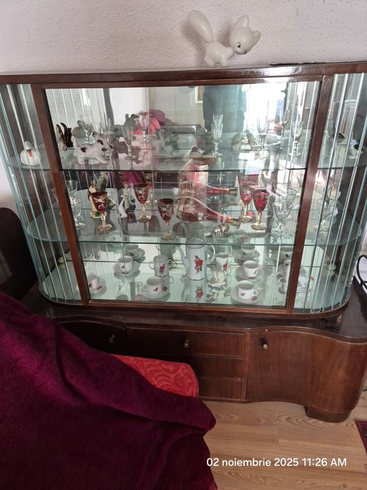 Mobila veche romaneasca