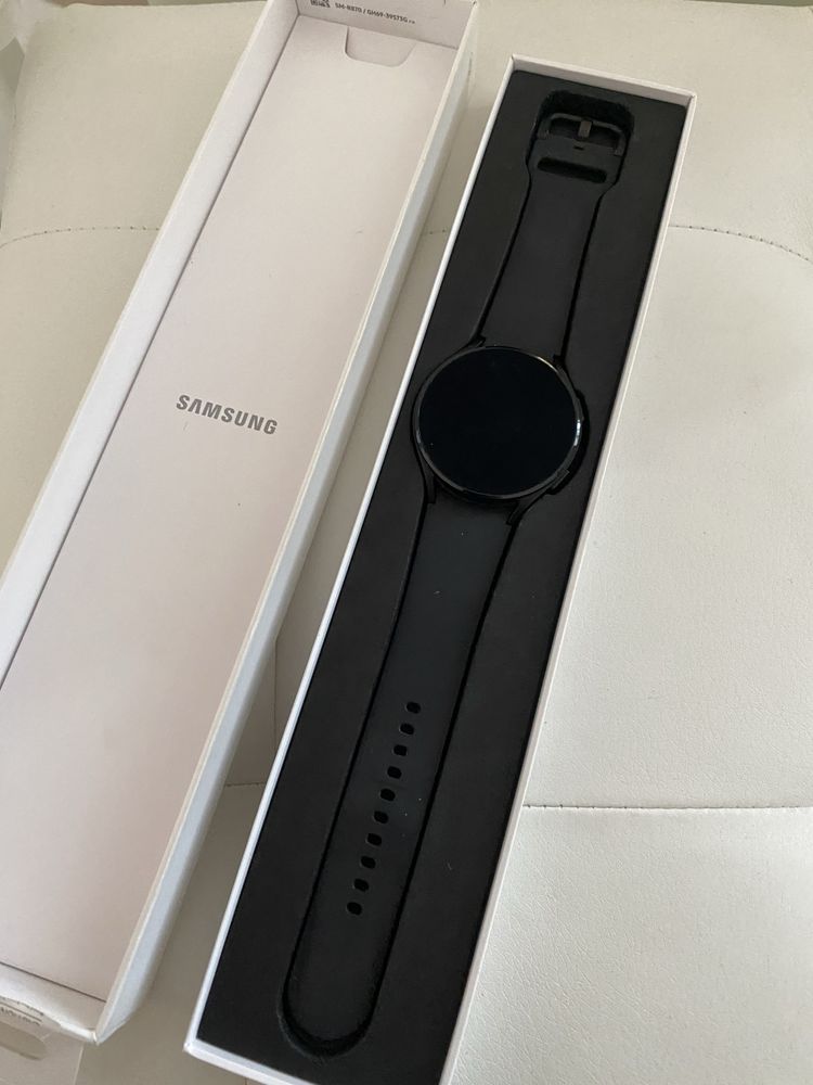 Samsung watch 4 44mm