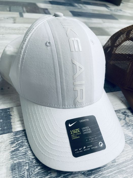 шапки - nike / under hourmour
