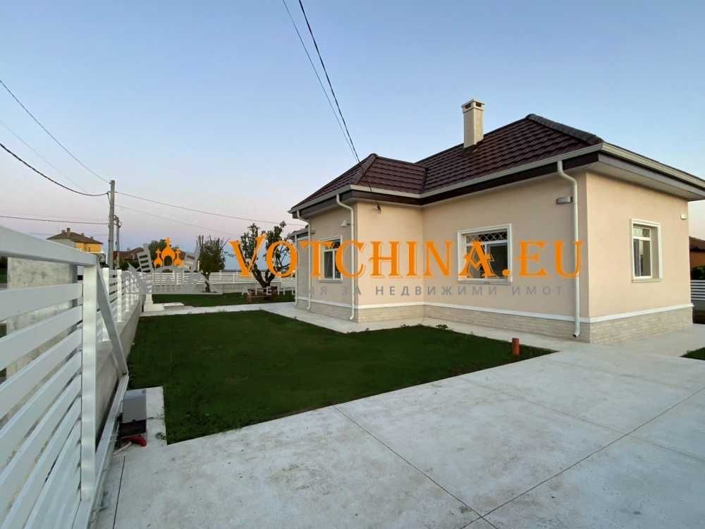 Продава се Къща в с. Паскалево, Област Добрич - 80 кв.м за 3313 €/кв.м - Снимка #2