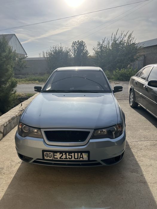 Tezda sotiladi Nexia 2 idealni moshin