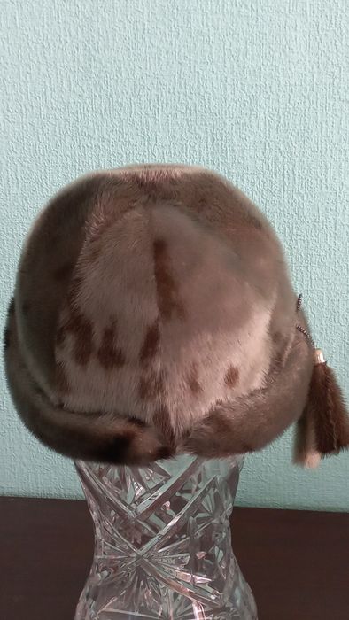 Шапка  из  нерпы      .