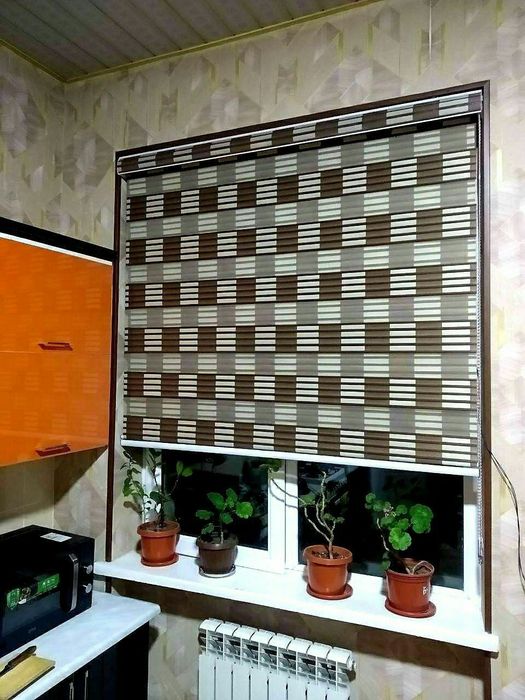 Jalyuzi gazirantal vertikal plise