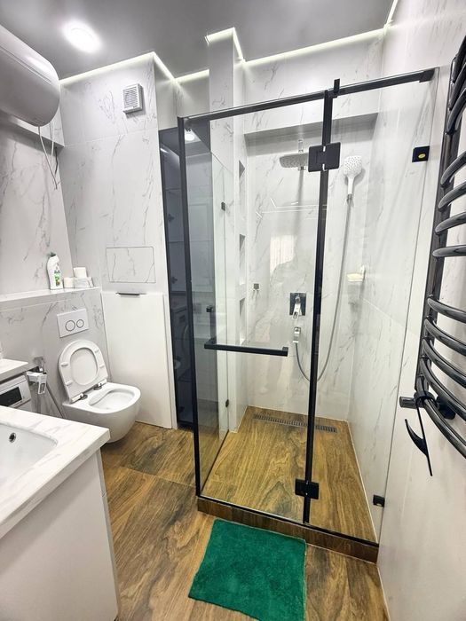 Kunlikga kvartira beriladi bezz