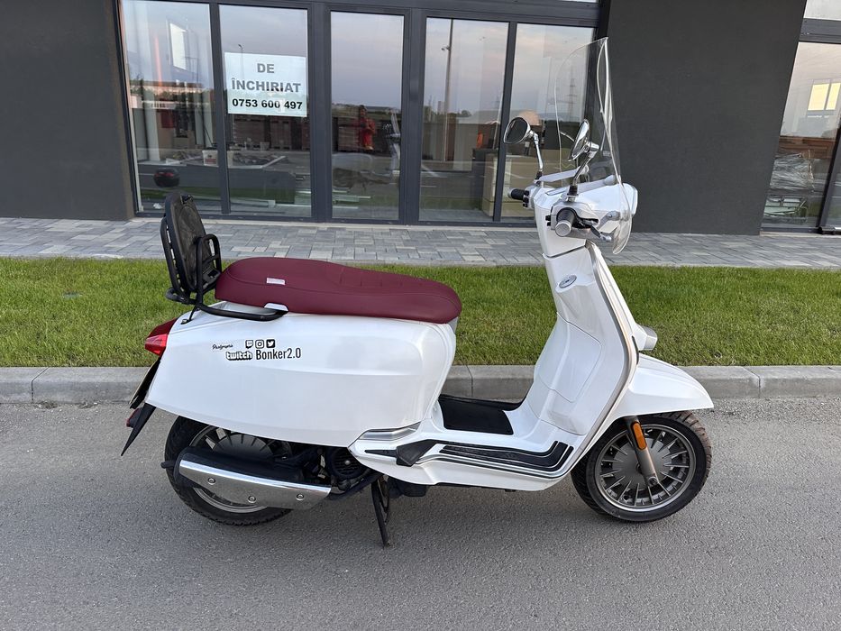 Lambretta V50 Special 2020  1900€