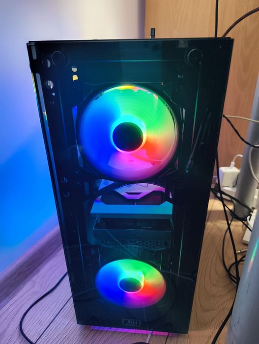 PC Gaming Ryzen 5 5600 / RX 6700 XT / 32GB RAM / SSD 240GB