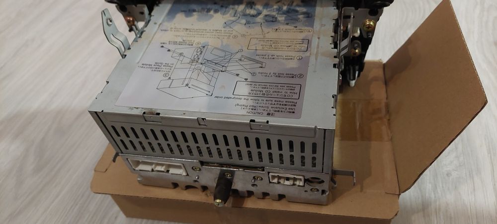 Радио  панел Мазда 3 2004  г