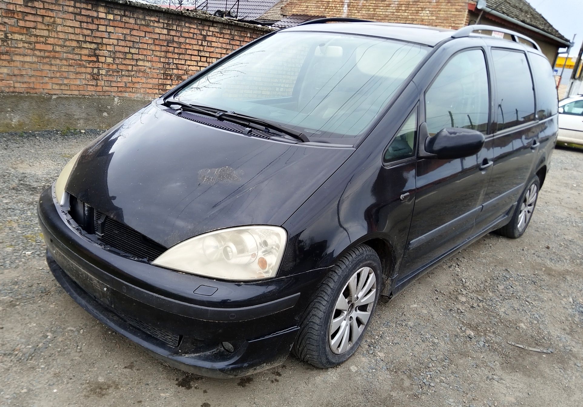 Aripa stanga/dreapta Ford Galaxy an 2000-2006