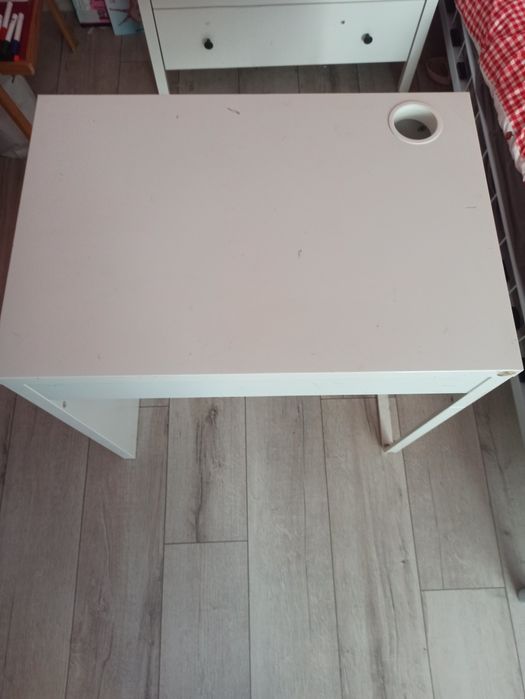 Детско бюро от Икеа