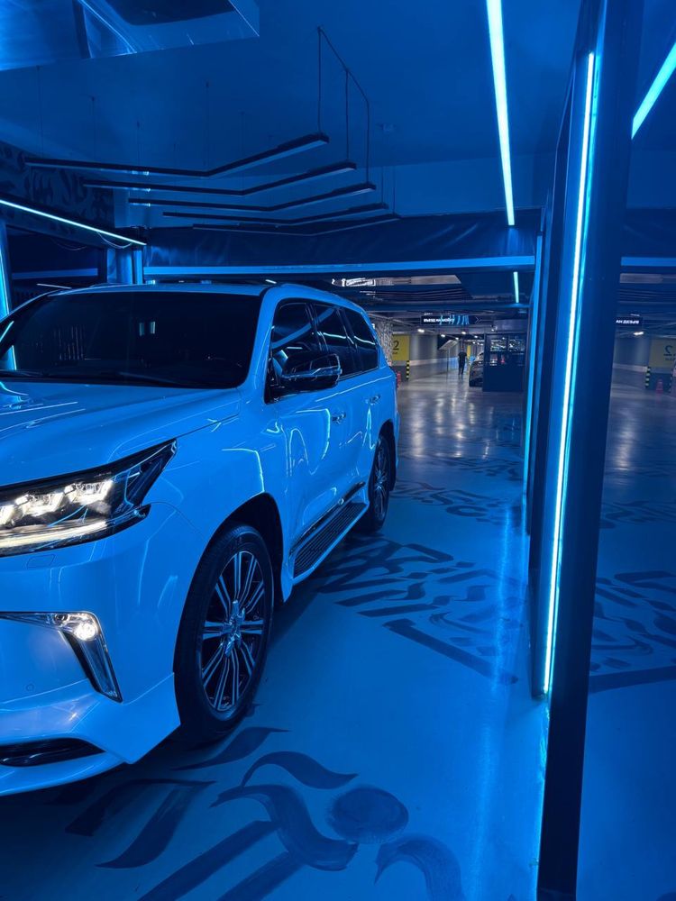 Lexus 570S 2019yil