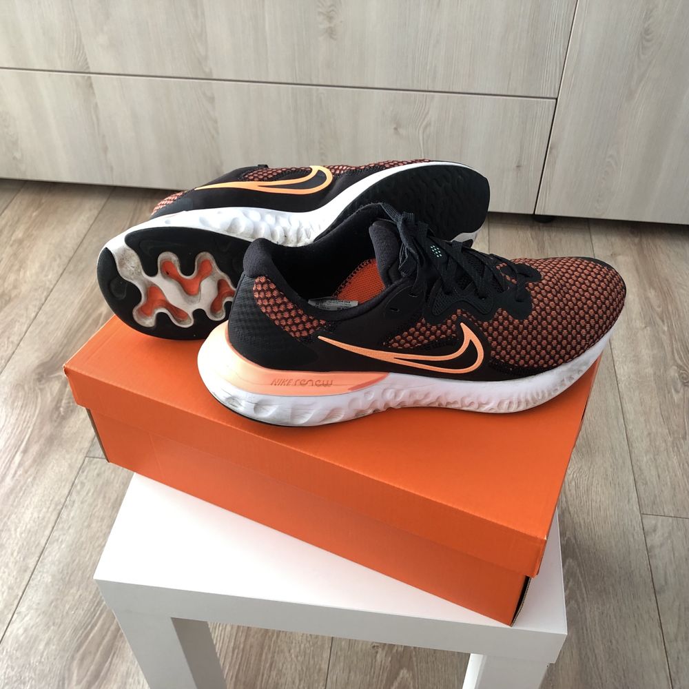 Pantofi sport NIKE Renew Ride 2, marime 42.5 EU
