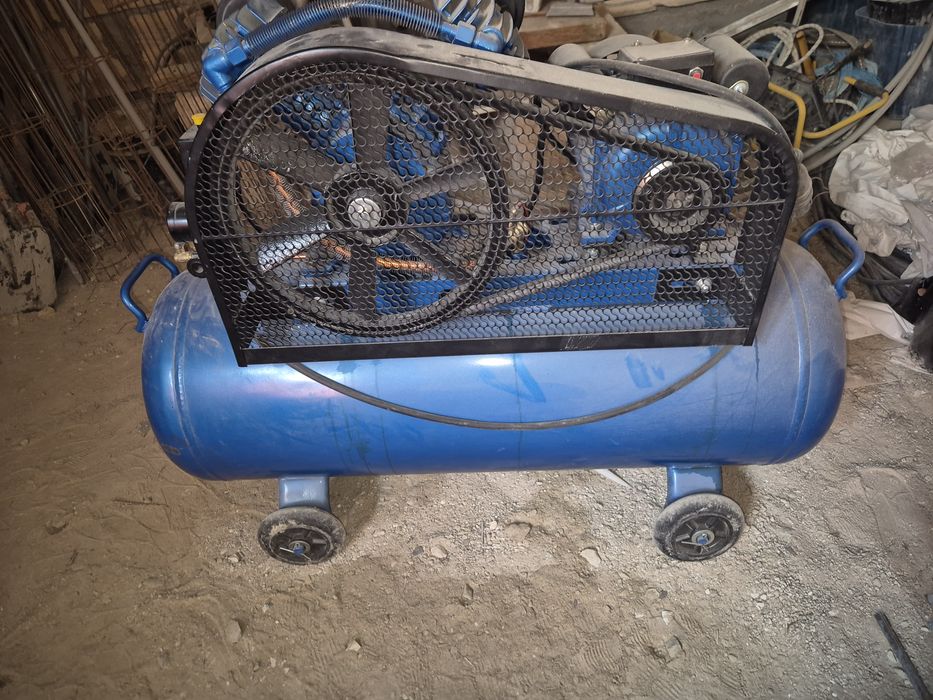 Компрессор 100литр