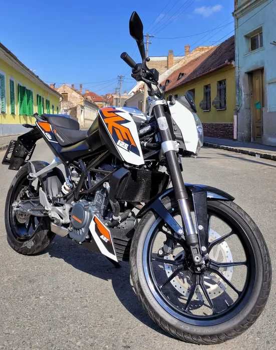 KTM Duke 125 2015 A1 ABS stare impecabila