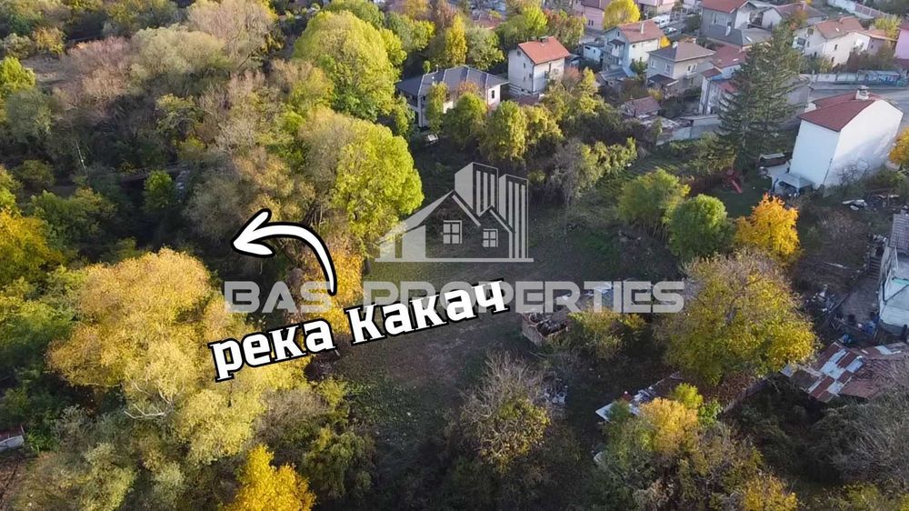 Парцел в София-Банкя площ 695