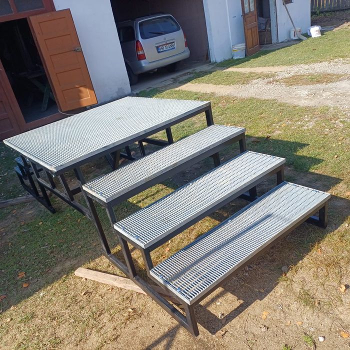 Scări galvanizate la comandă – livrare rapidă în toată țara