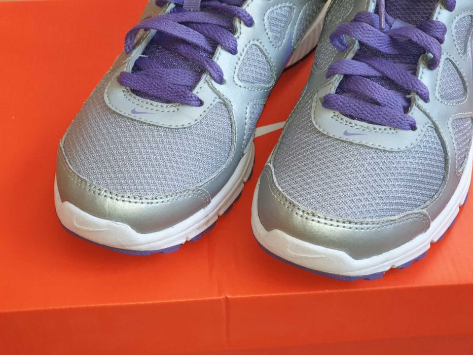 Adidasi de dama originali Nike marime 37,5