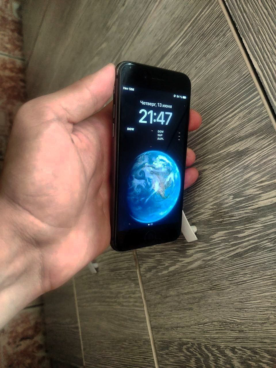 Iphone 8 sotiladi