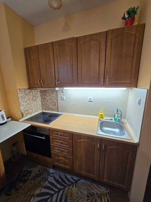 Дава се под наем Двустаен апартамент в Свети Влас - 70 кв.м за 300 € - Снимка #2