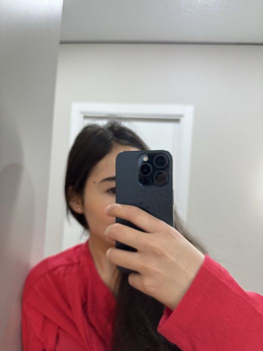 Apple iphone 15pro, 128 gb, аккумулятор 90%