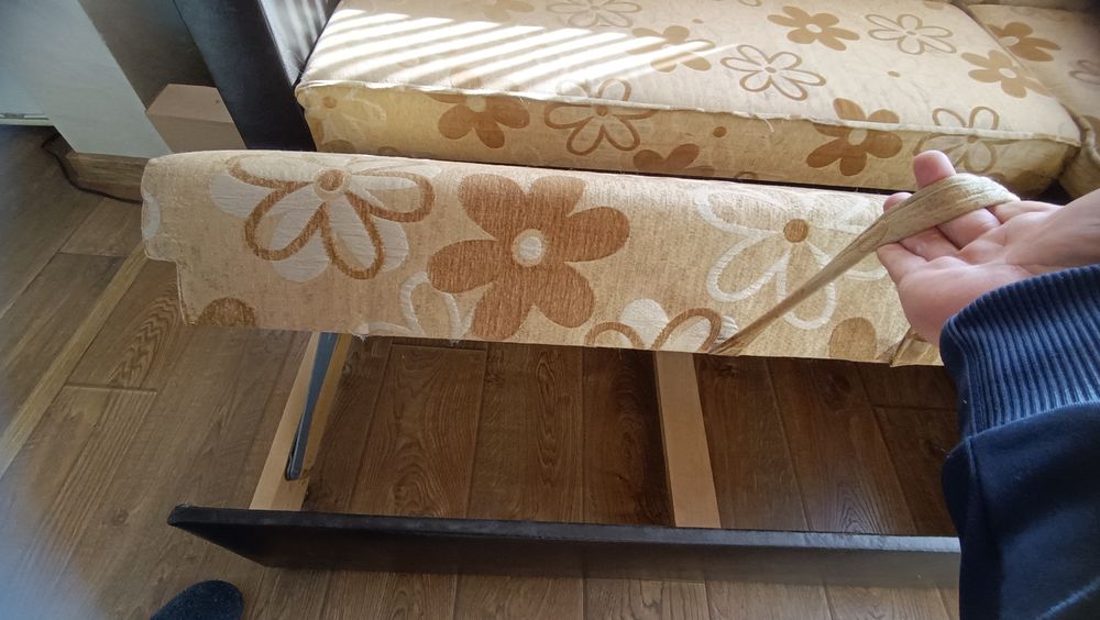 Ъглов Диван Разтегателен  /В.80см./Ш.73см./Д.210+140см.