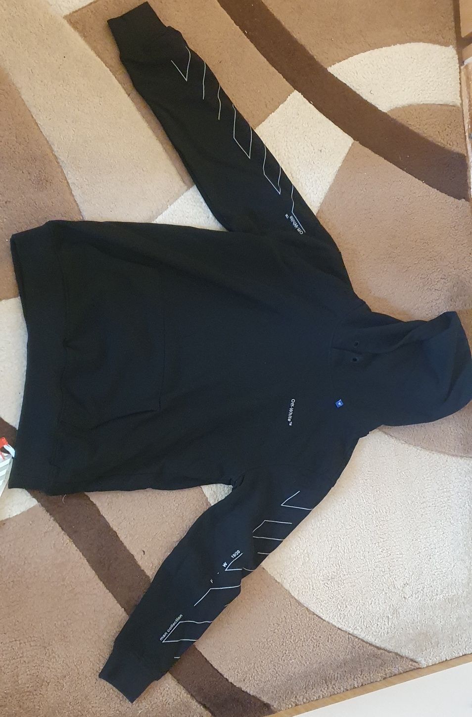 Harnorac Off white unfinished  mărimea S (nu off-white,nike,jordan)