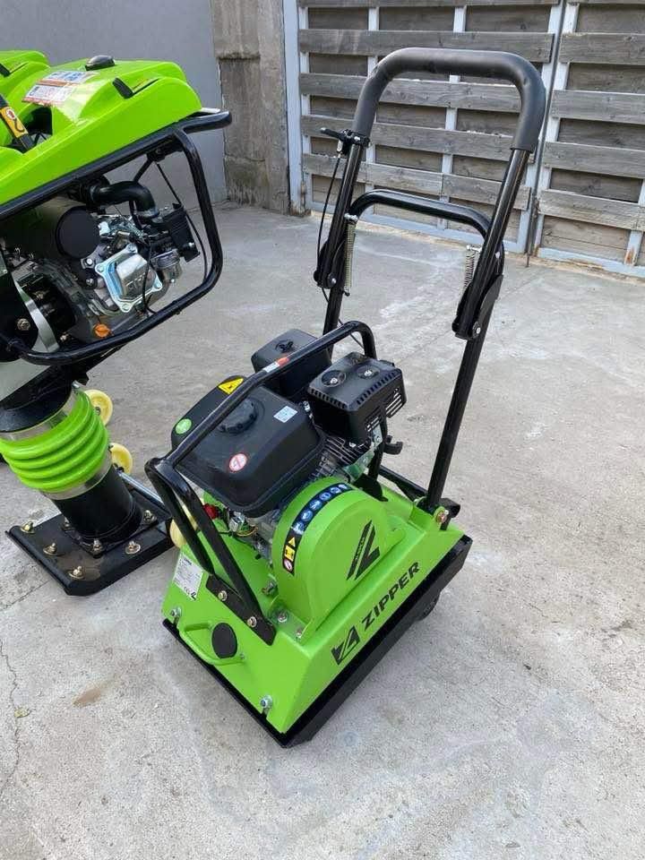 Compactor de închiriat