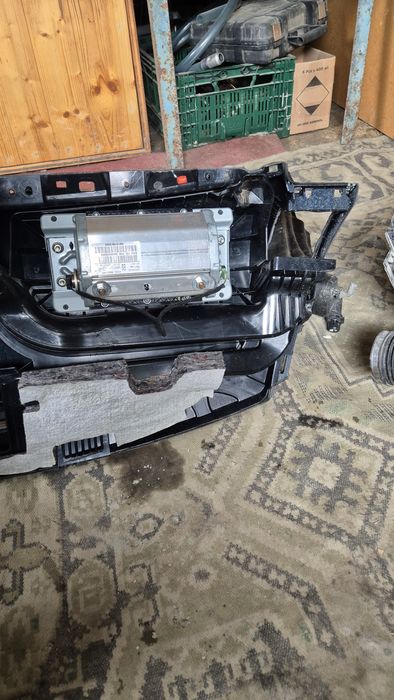 Оригинално Арматурно Табло с Еърбег  за БМВ 1 Серия 2003- 2013г