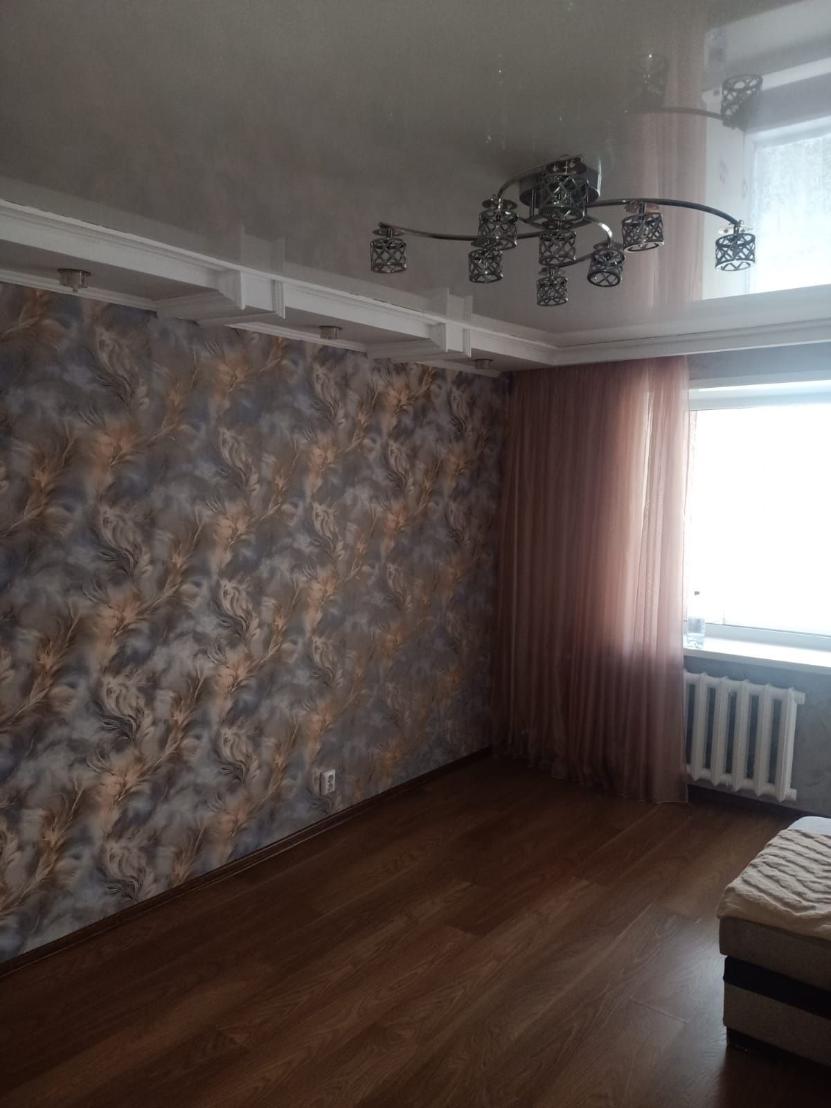 Продам 2комн квартиру новой планировки в кирпичном доме.3 этаж