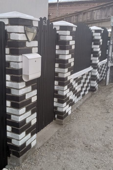 Vînd cărămidă, construiesc garduri (gard) din cărămidă aparentă