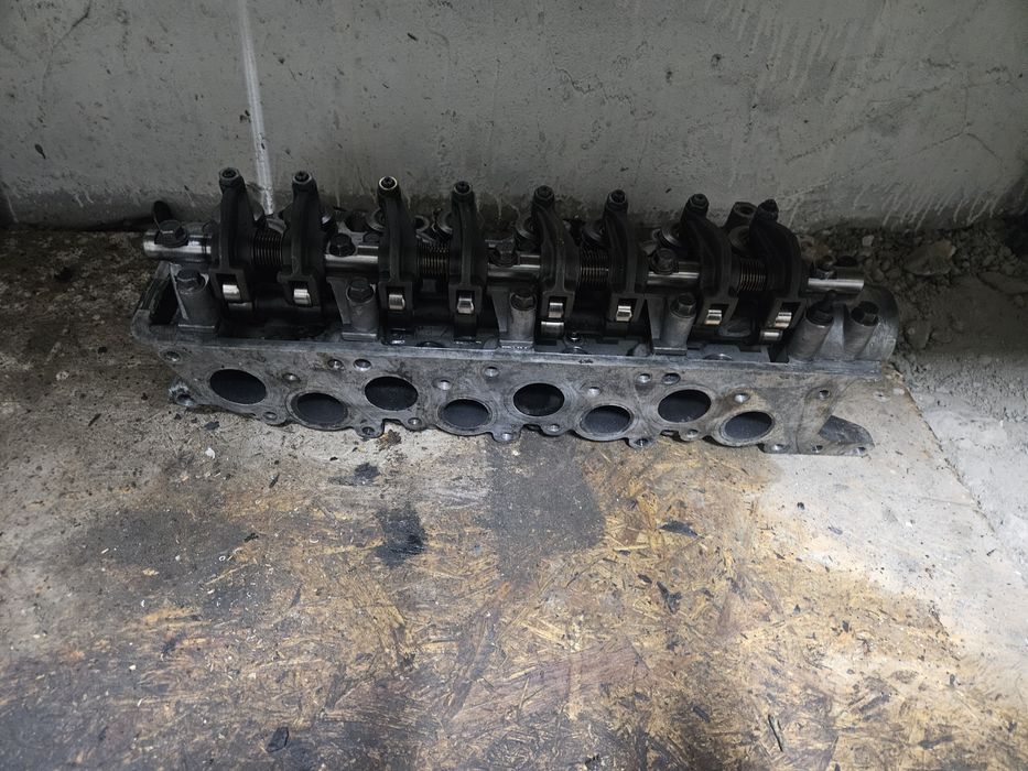 Головка делика поджеро 2.5 дизел