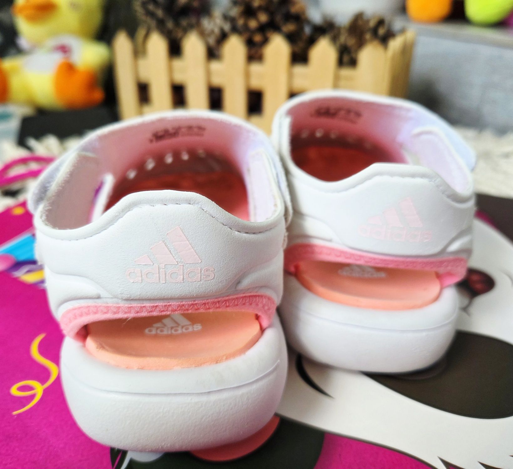 Сандалки adidas 27номер