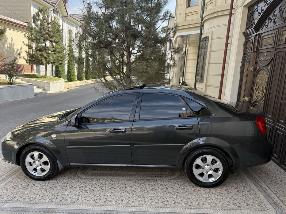 Lacetti Jentra 2017 3-poz