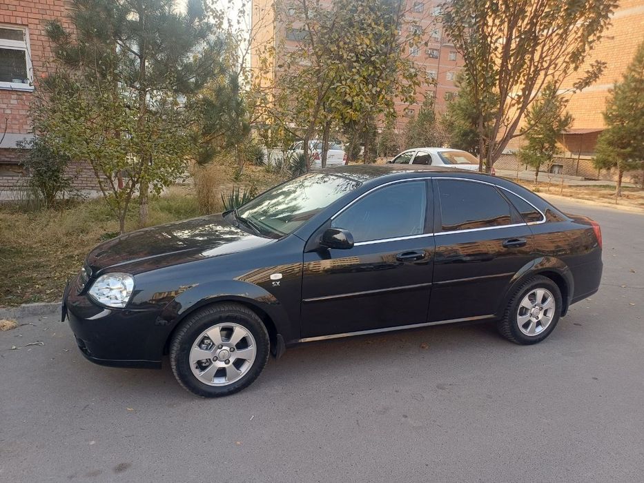 Lacetti 2010 benzin