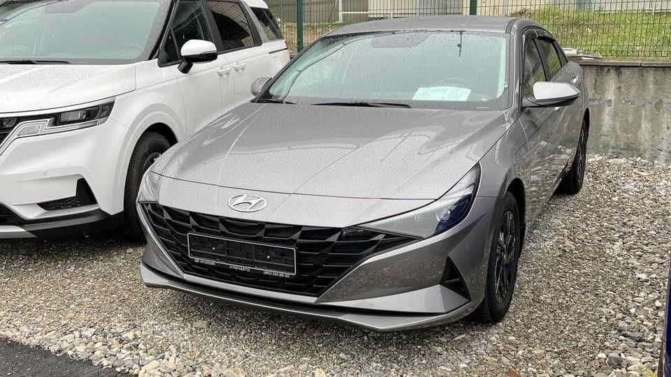 Решетка радиатора Елантра 2021-/Hyundai Elantra 2021-(Базовый)
