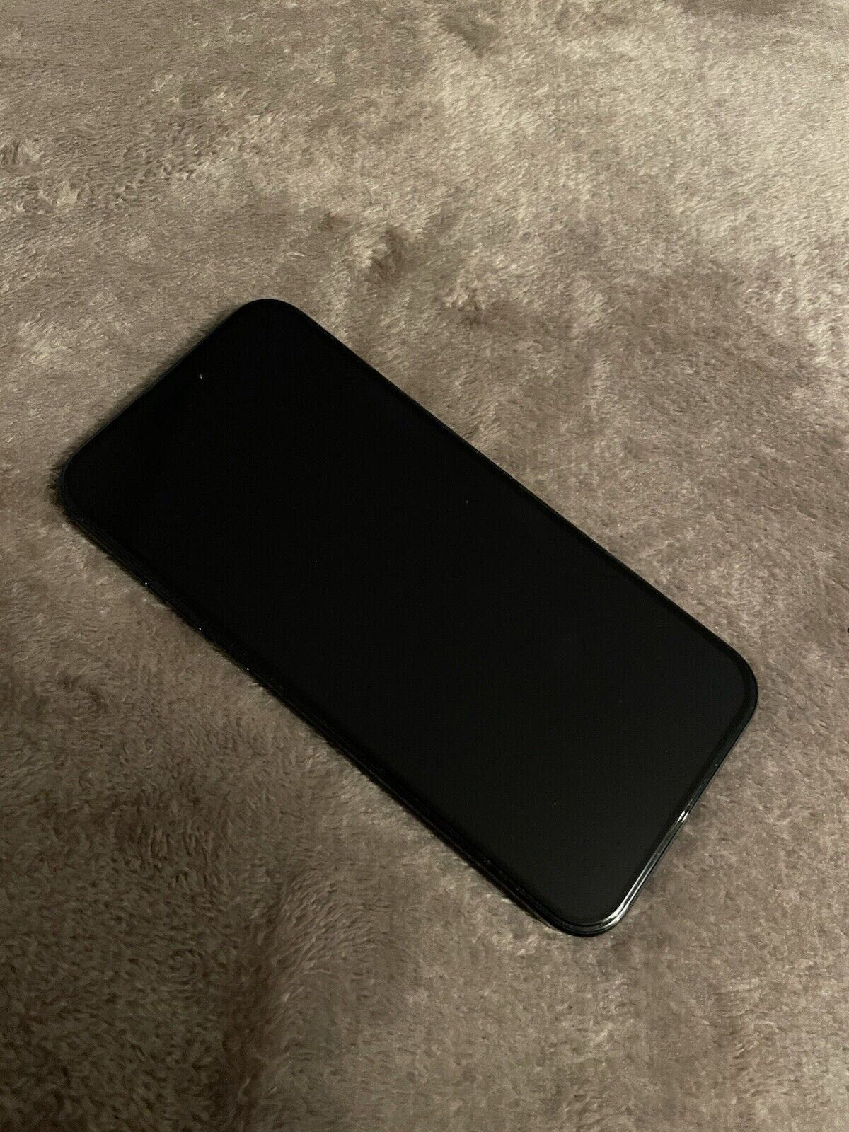 iPhone 15 Pro Max 512 Gb Factura Cutie Accesorii Stare 10/10