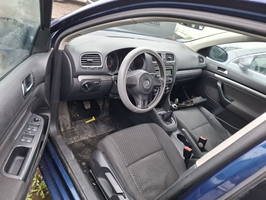 Elemente Caroserie VW Golf 6 Variant 1.6TDi 77kw 105cp Tip CAYC An2011