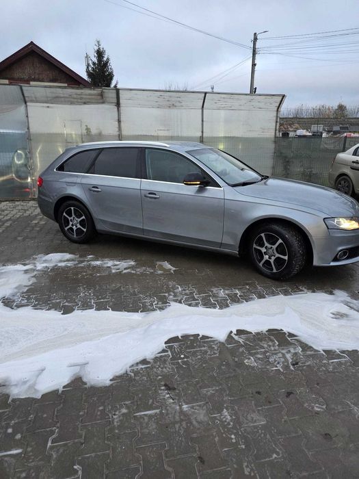 Vând Audi A4 b8 2.0