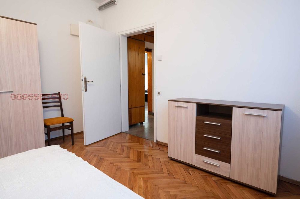 Дава се под наем Тристаен апартамент в София, Гео Милев - 95 кв.м за 663 € - Снимка #12