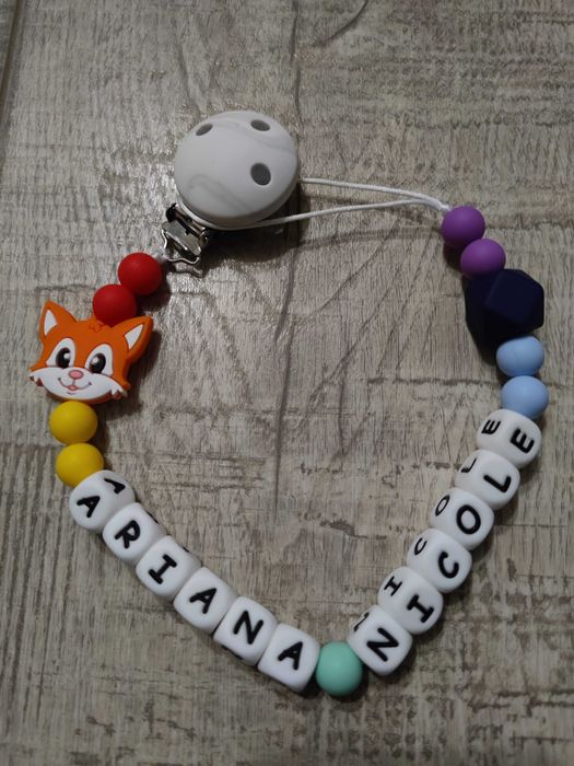 Lantisor pentru suzeta, cadoul perfect pentru nou-nascut sau botez!