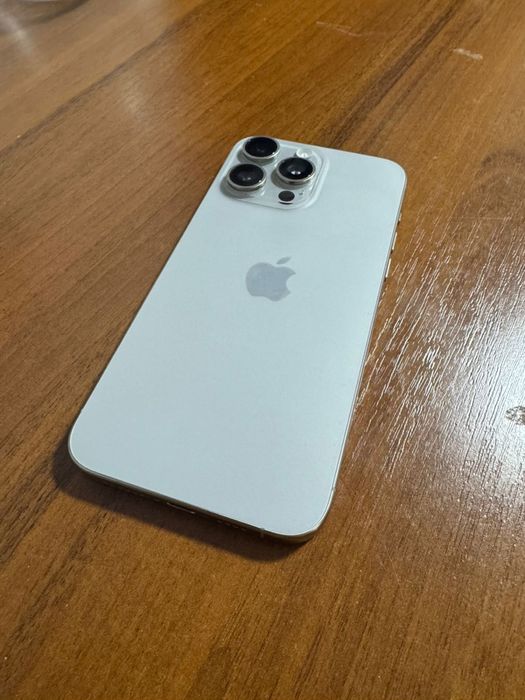 Продам iphone 15 pro max