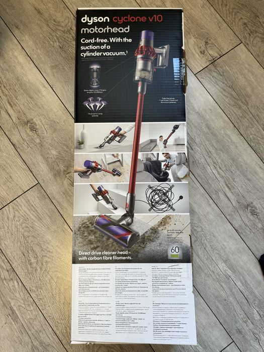 Пылесос Dyson V10