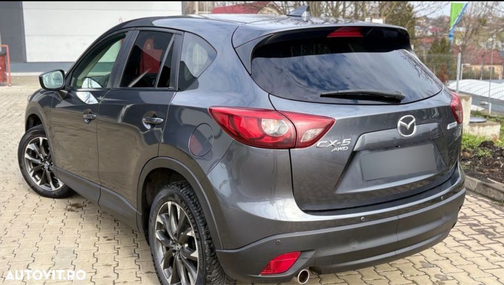 Mazda CX-5.