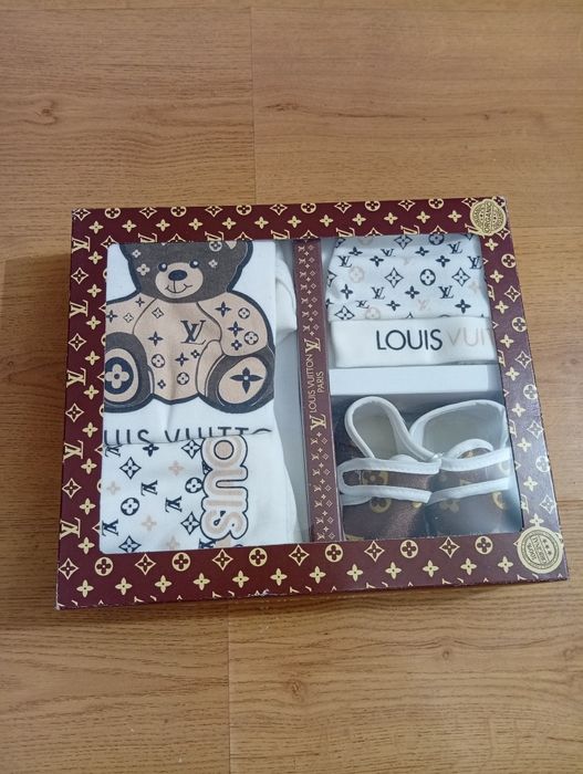 Seturi de bebeluși !