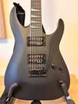 Jackson JS22 Dinky BLK AH+ Fender Mustang LT 25