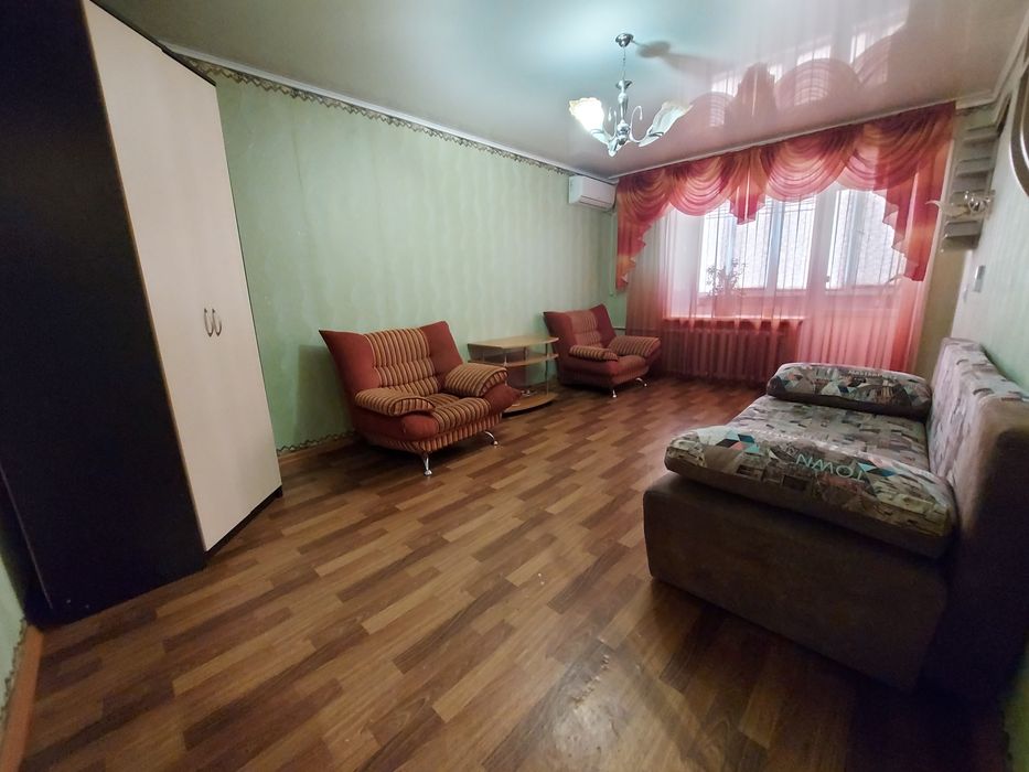 Слам 1 комнатную квартиру новой планировки 19 мкр.Маг.Вектор.