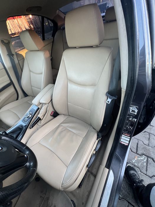 E90 предни седалки