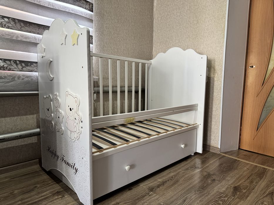 Продам детскую кроватку