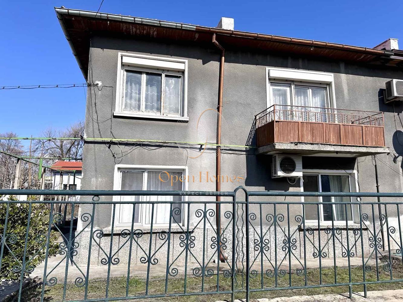 Къща в Пловдив, област-гр.Стамболийски площ 140 цена 102500